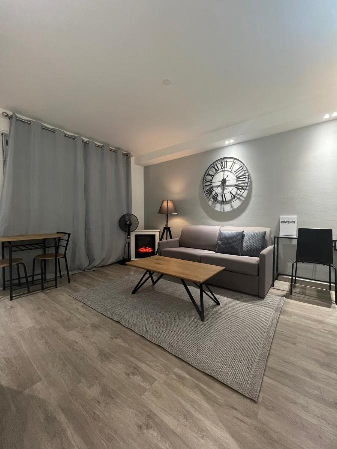 Le Carre Strasbourgeois - Logement Entier Au Centre Du Neudorf F1 Ngoại thất bức ảnh