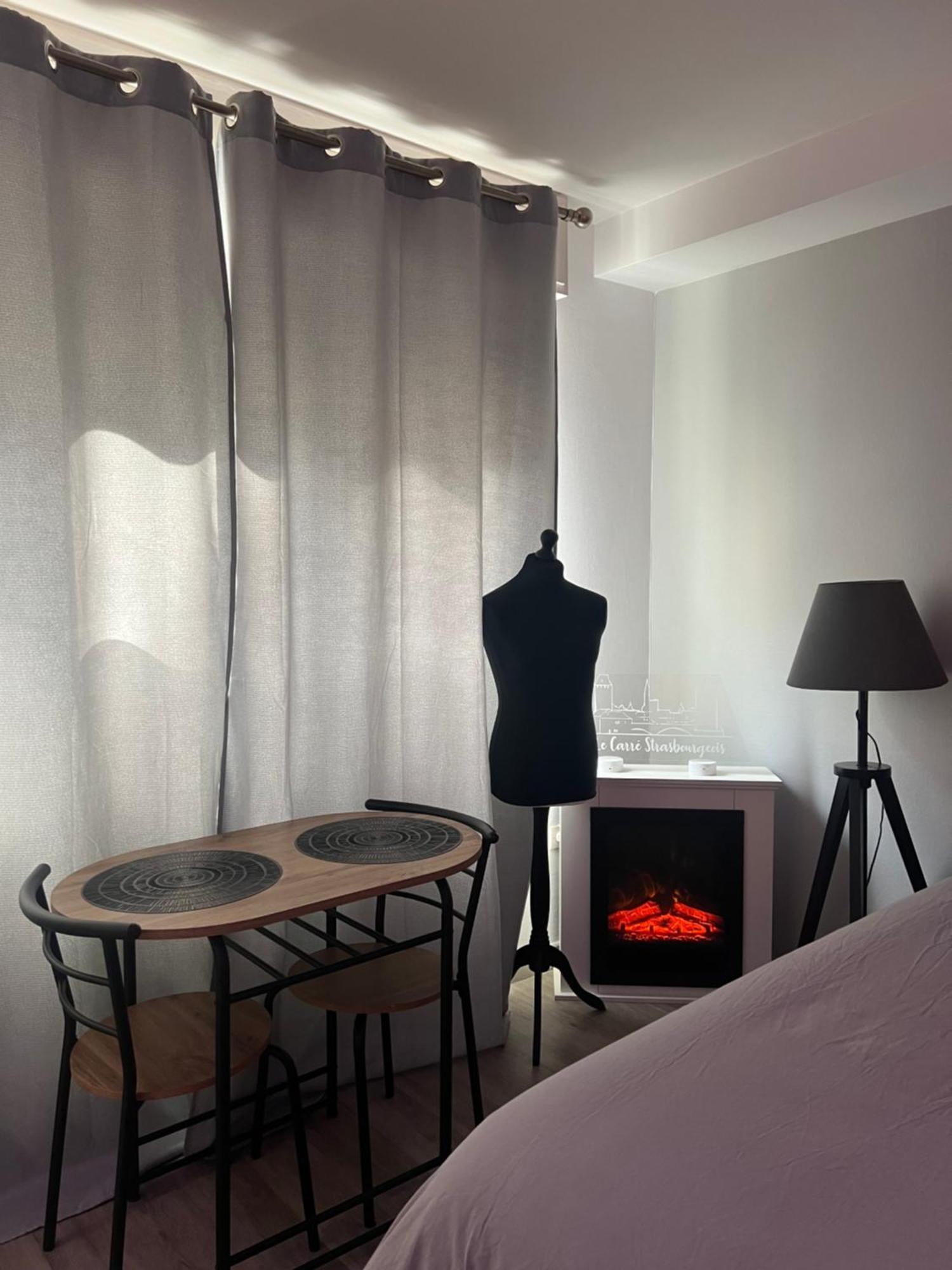 Le Carre Strasbourgeois - Logement Entier Au Centre Du Neudorf F1 Ngoại thất bức ảnh
